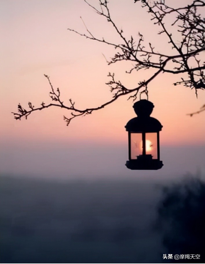 摩羯女能忍住多久不联系,明明很惦记却不敢联系