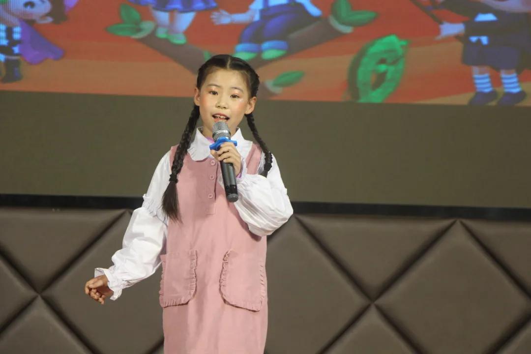 邛崃市北街小学：尚美怡情、艺美德和