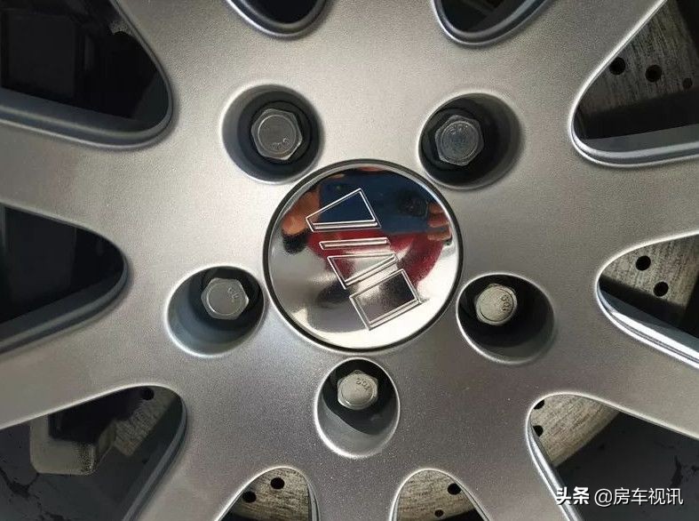 比中规同款还便宜十多万的IMSA版奔驰GLE320,竟能享官方质保?