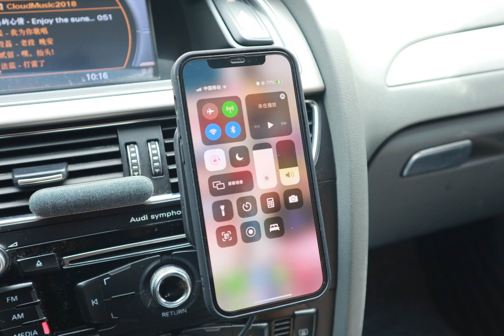 超薄磁吸壳支架iphone12,适配苹果磁吸充电宝测评