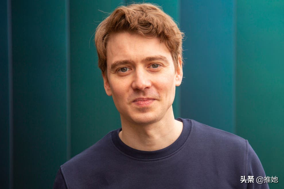 英国首相布莱尔的3岁儿子,英国唐宁街10号首相府