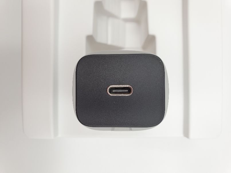 倍思超级硅20w快充有3c认证吗,倍思supersi超级硅快充拆解