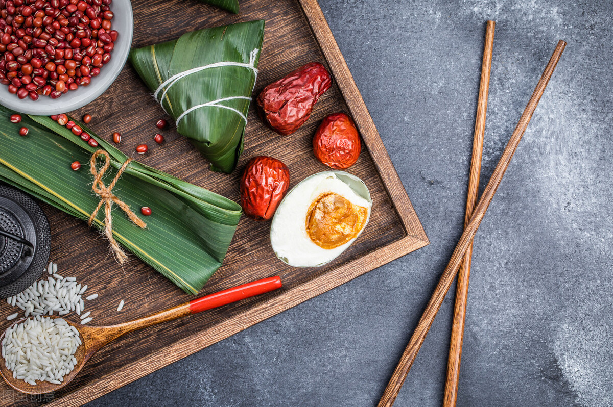 粽子放到冰箱里冷冻一年还能吃吗,吃不完的粽子不放冰箱教你一招