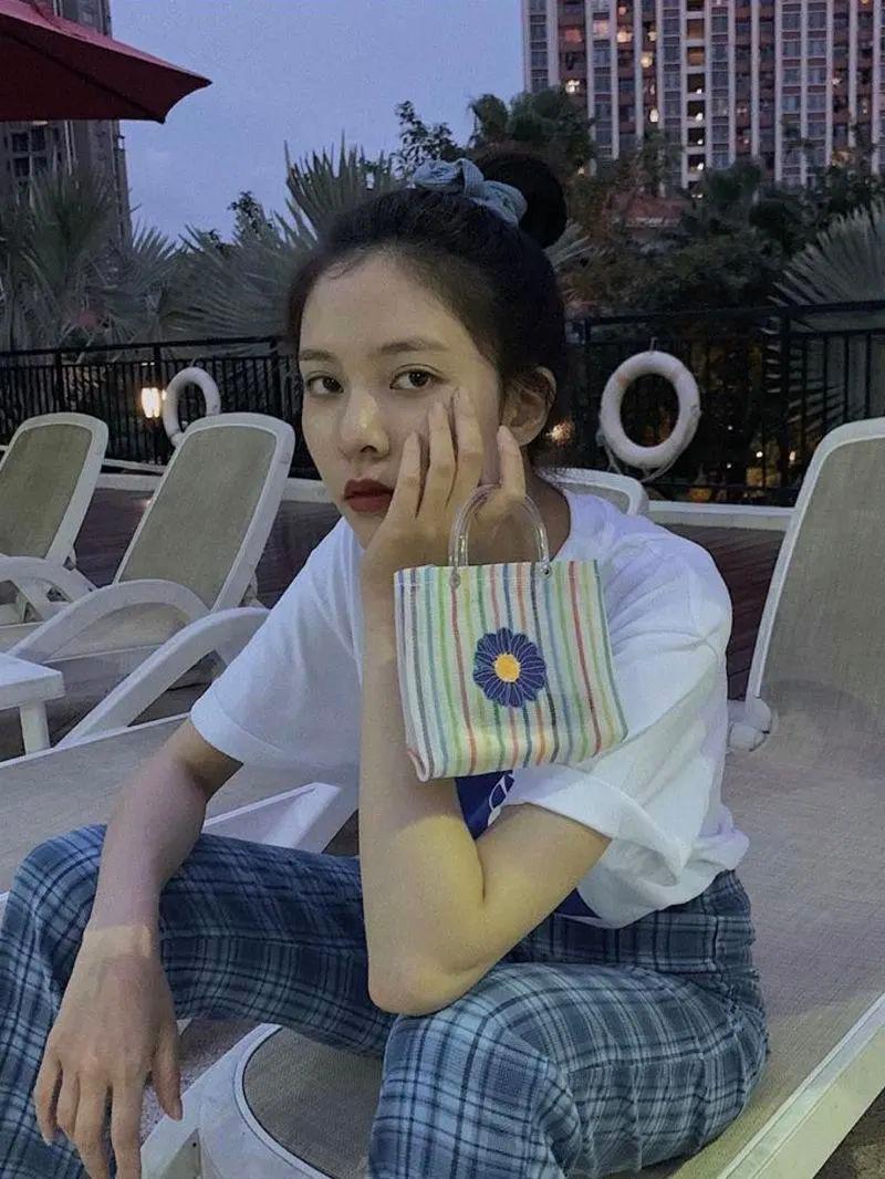 今年流行什么风格的头饰,比较流行百搭的头饰