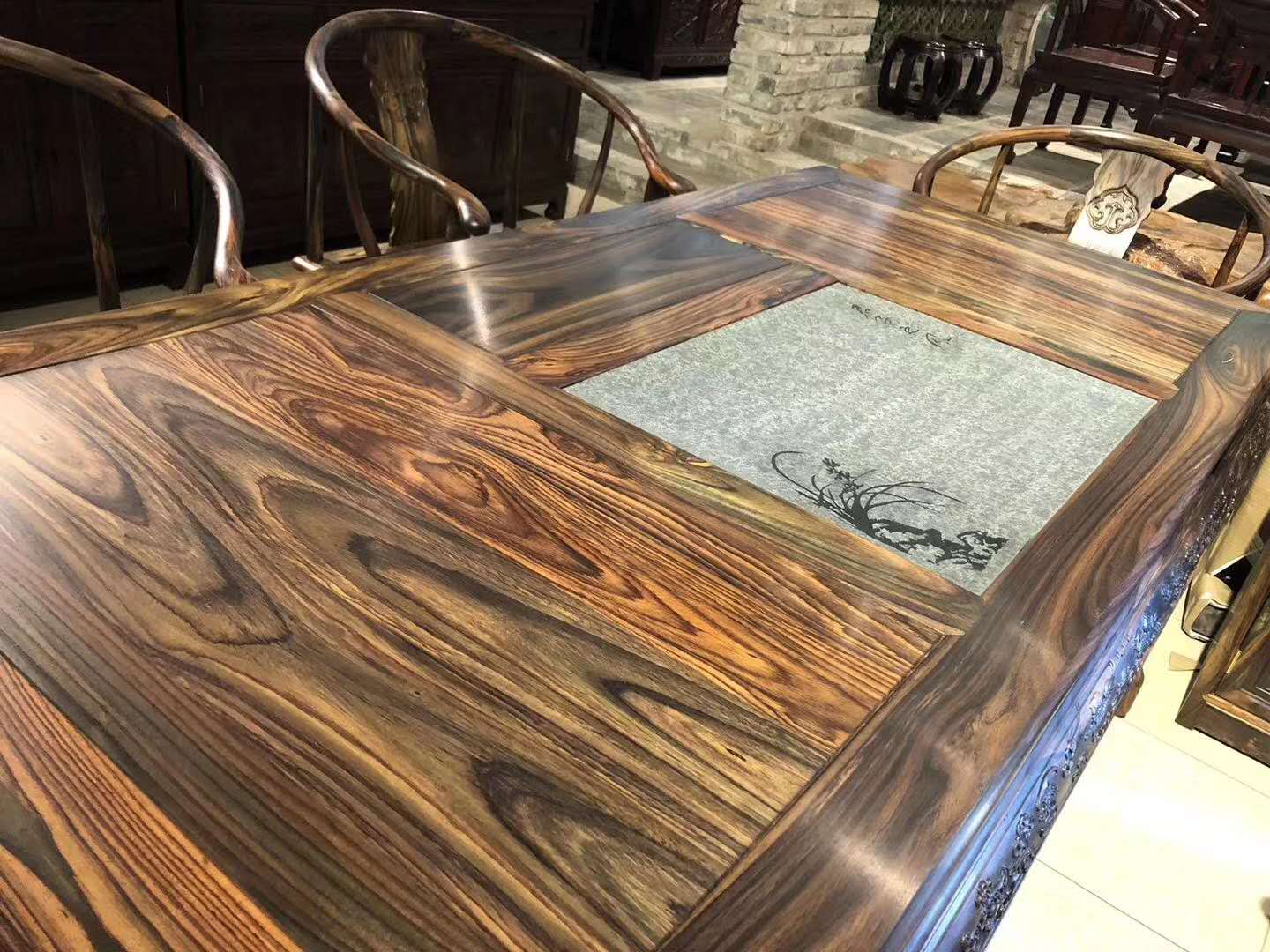 印尼黑酸枝木材图片大全,名贵木材鉴定图谱