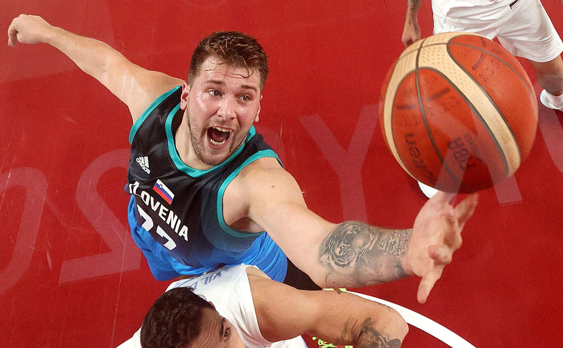 东契奇照片2024,东契奇世界杯照片