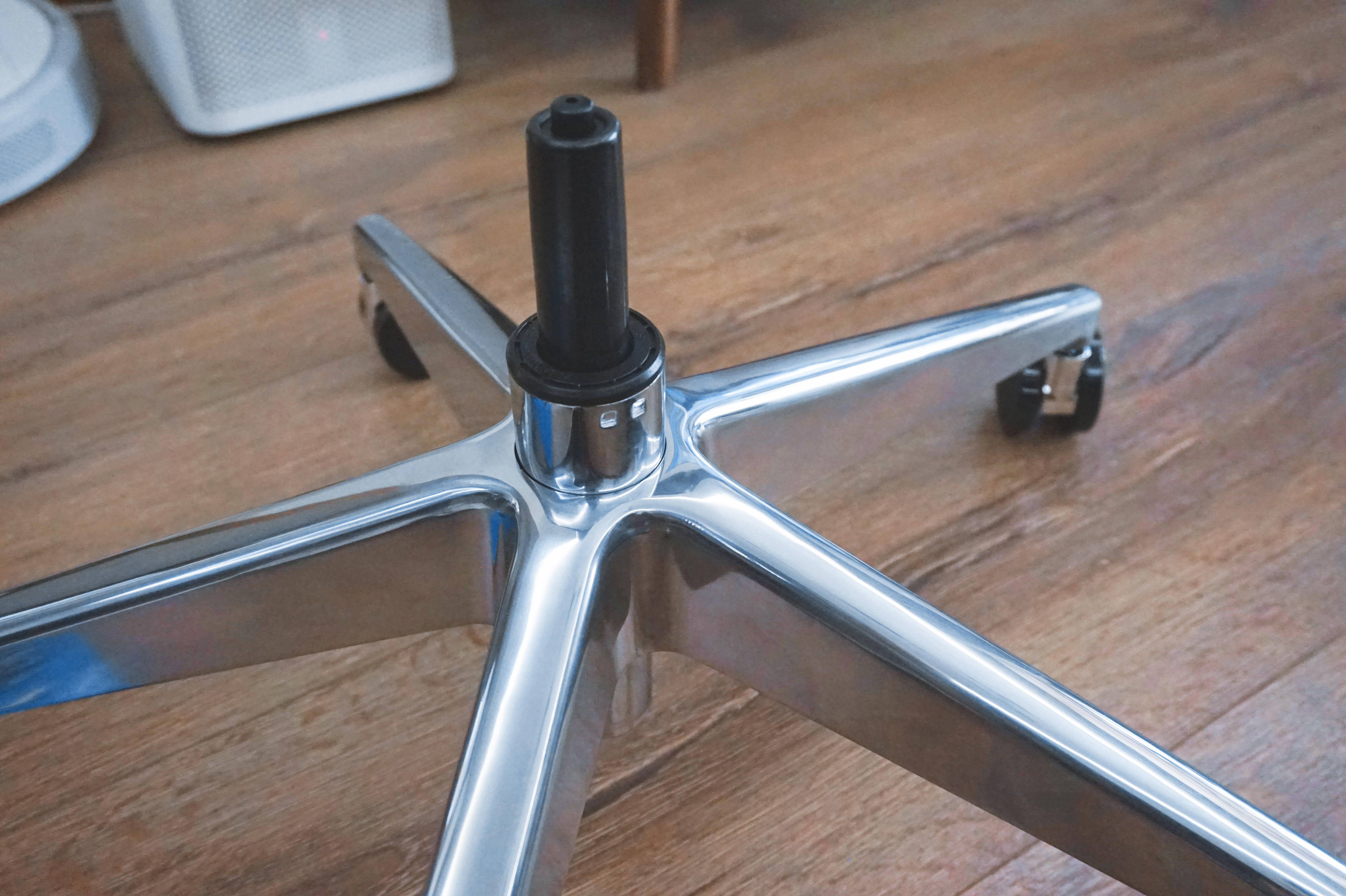 看了老罗推荐的人体工学椅我买了它——达宝利D1人体工学椅评测