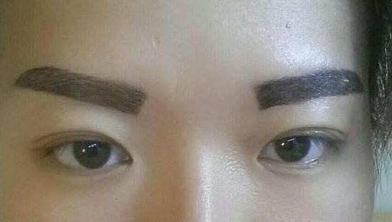 女生纹眉明显不好看,不会画眉的到底要不要去纹眉