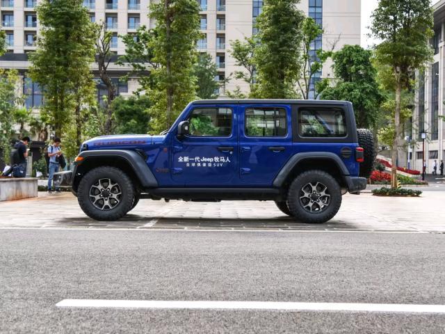 吉普牧马人与丰田普拉多怎么选,牧马人和普拉多2700怎么选