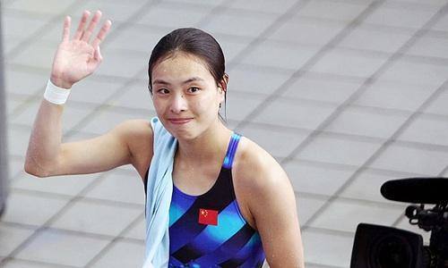 吴敏霞曾获29次世界冠军,跳水冠军吴敏霞意外受伤视频