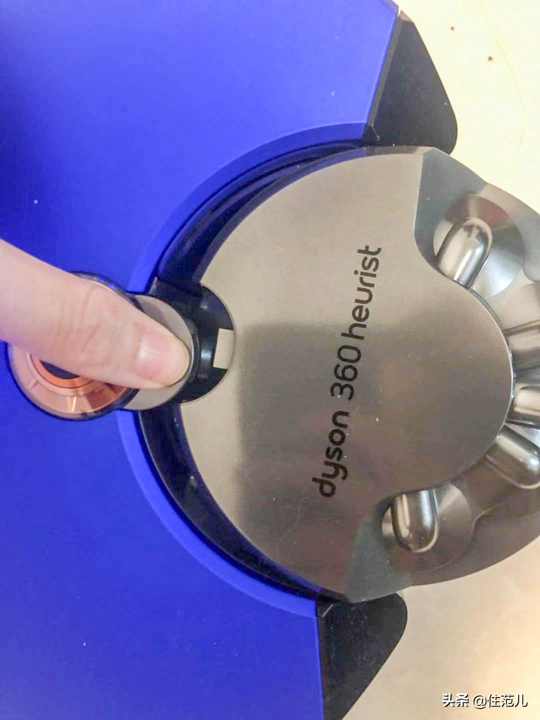 网红爆款戴森吹风机,戴森真的有用吗
