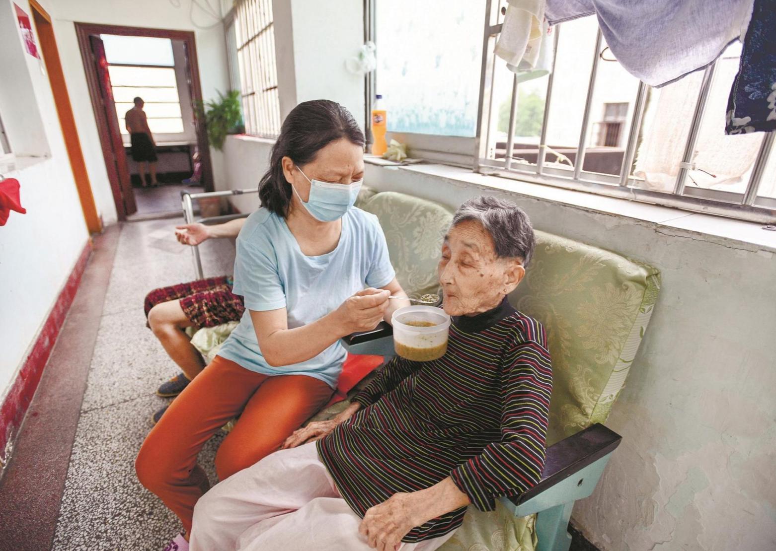 养老院老年人给年轻人忠告,养老院爷爷奶奶给的忠告