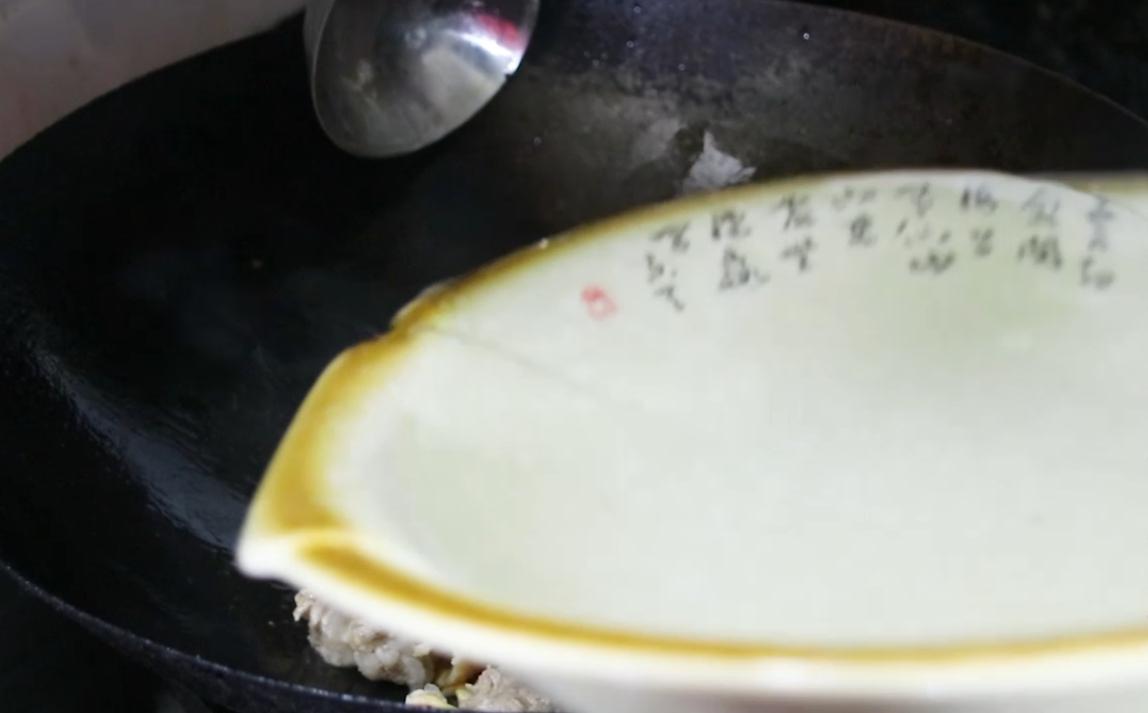 排骨炖墨鱼有什么营养,墨鱼炖什么好吃又营养小孩