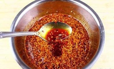 名震塞外三千里味压江南十二楼,名驰巴蜀三千里