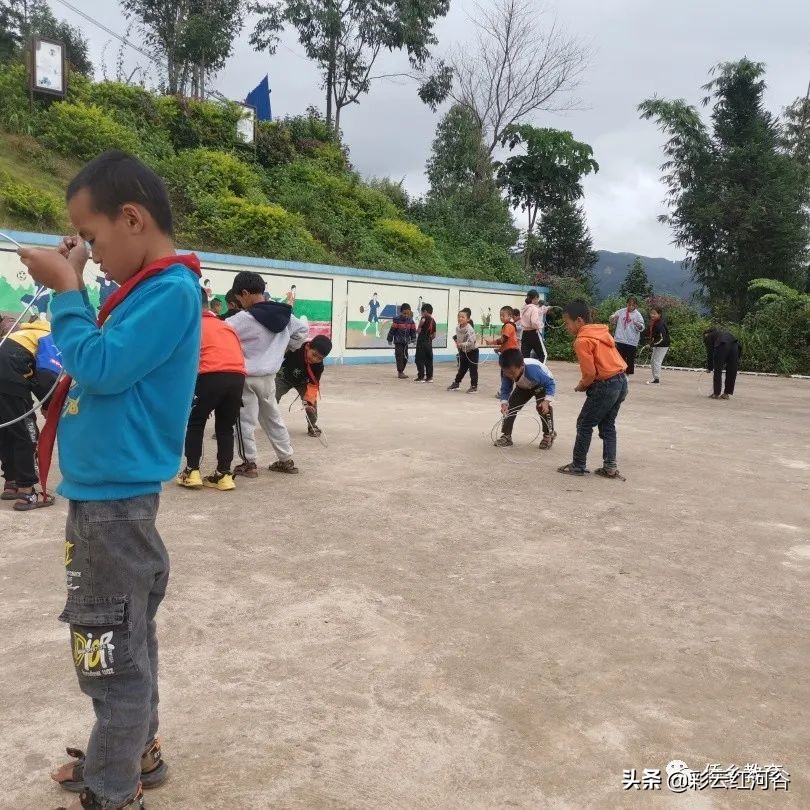东岳观镇中心完小少年宫活动,乡村学校少年宫活动视频