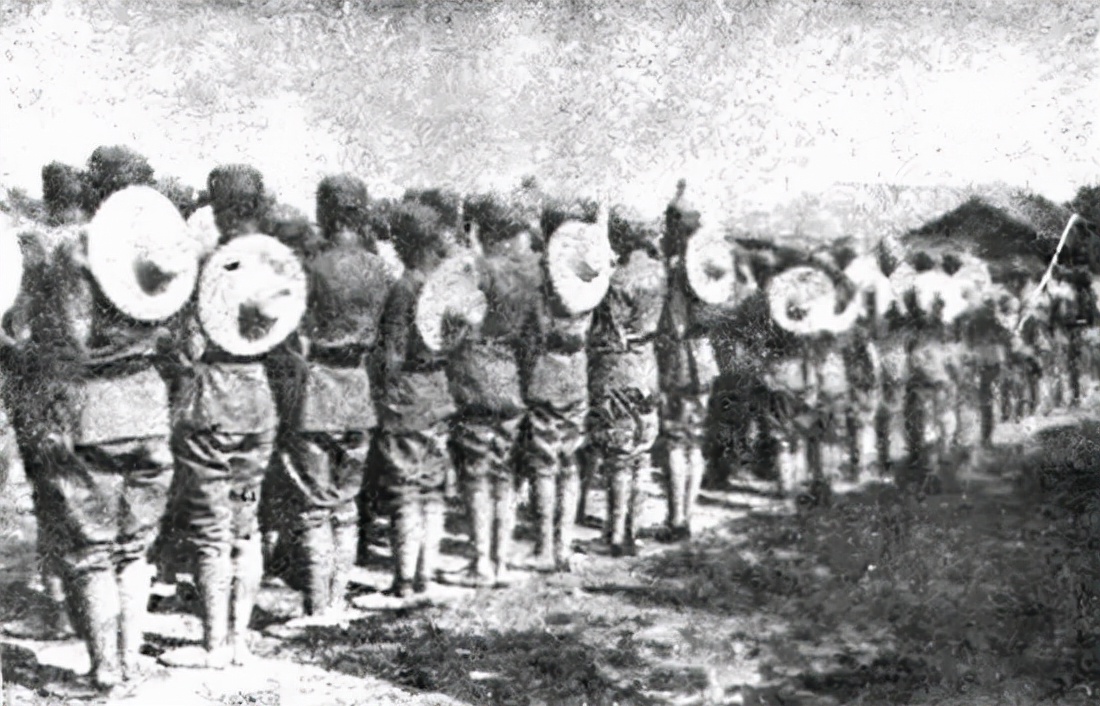 广西军和川军谁强？1986年*小平邓**回答：一个能打，一个意志力强