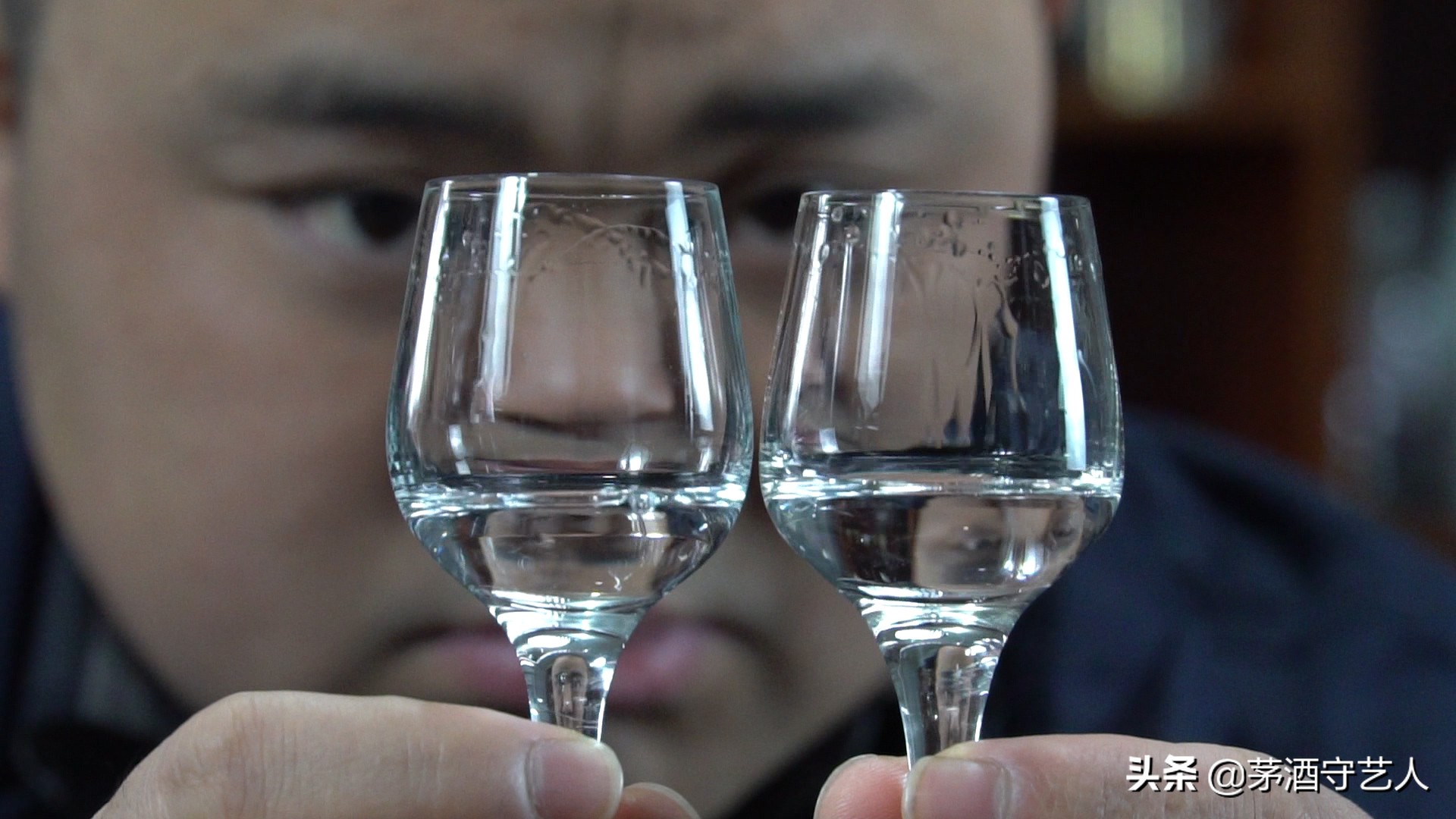 茅酒守艺人评荣和烧坊,绵竹金剑南k6价格