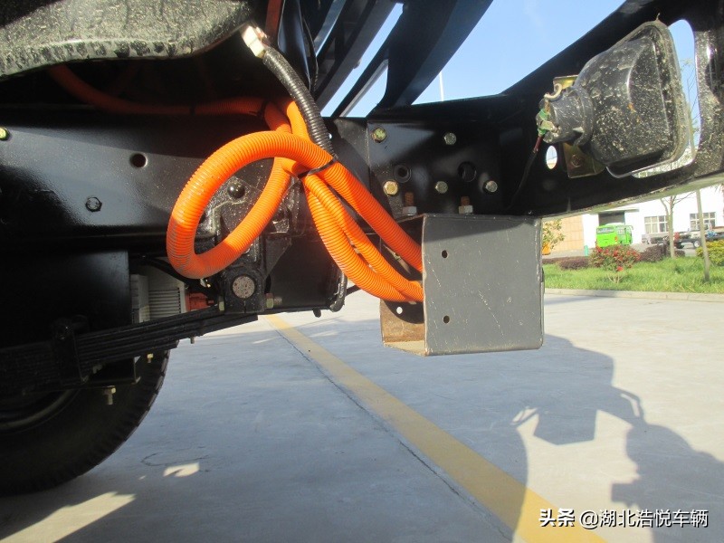 电动汽车用理士铅酸蓄电池,低速电动汽车的铅酸电瓶