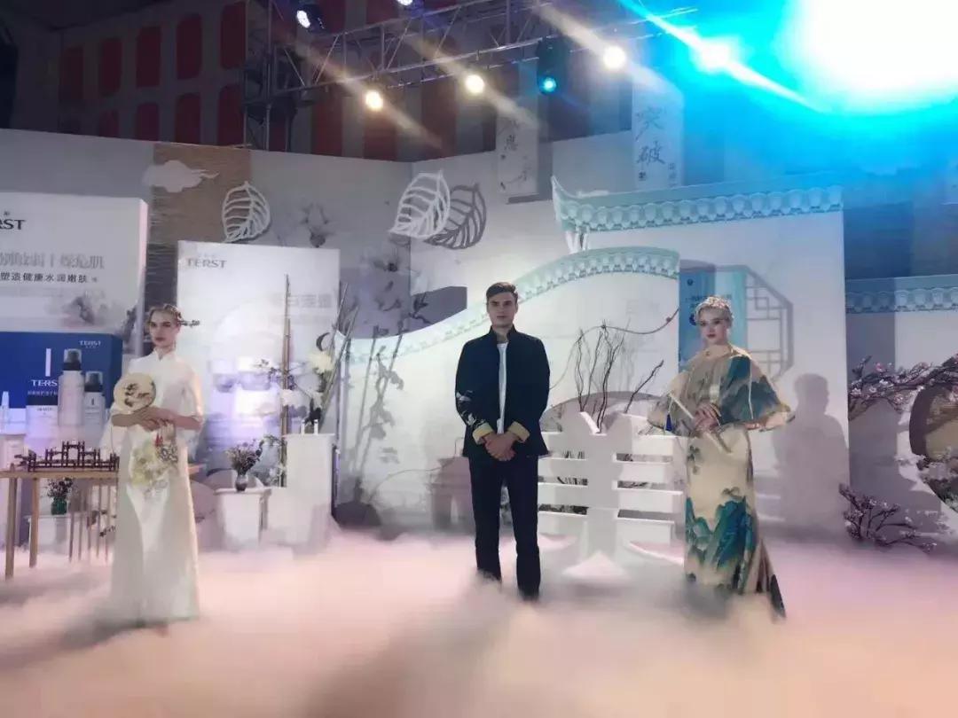 筑梦十年年会节目,筑梦十周年