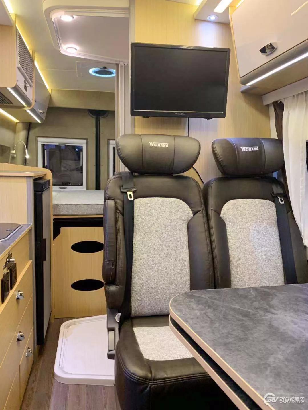 最新款大通v80b型房车,大通原厂2018款rv80b型短轴房车