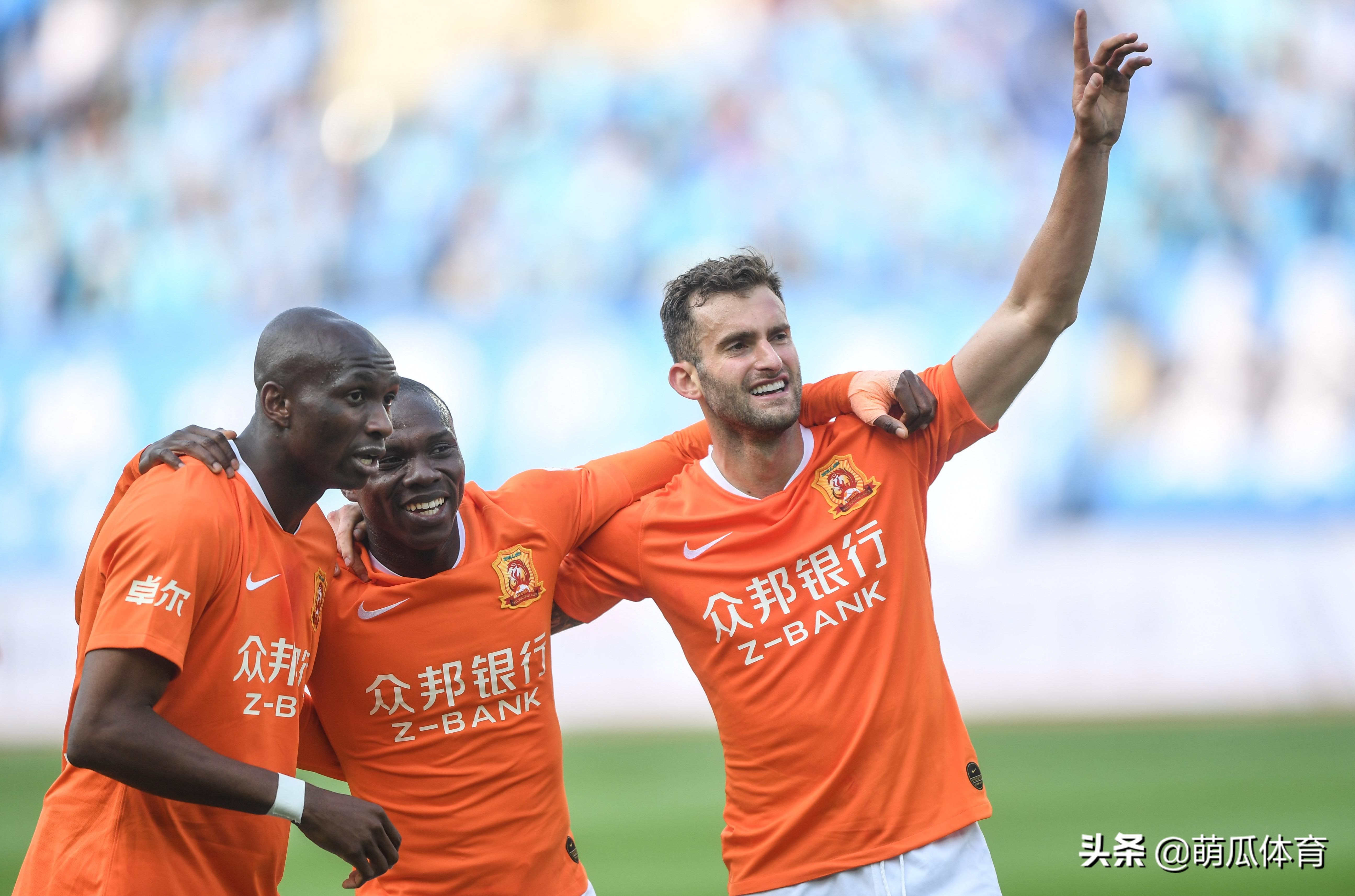 涓棩瓒崇悆璺戝姩宸窛,涓棩瓒崇悆璺戝姩鎬荤粨鎶ュ憡