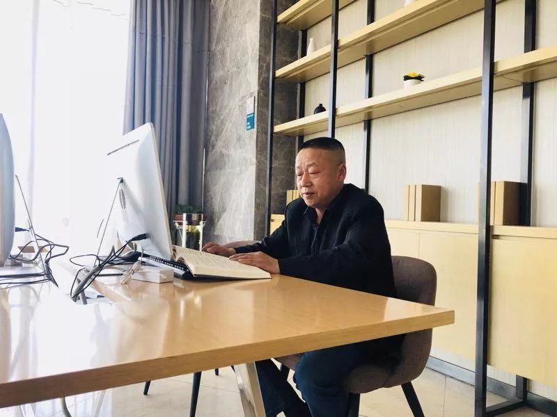湖北加盟商刘峰：东呈产业金融助力酒店投资滚雪球