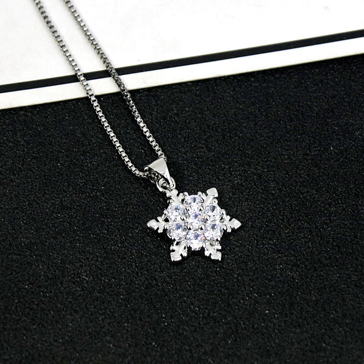 爆款项链锁骨链品牌,冰糖炖雪梨棠雪项链