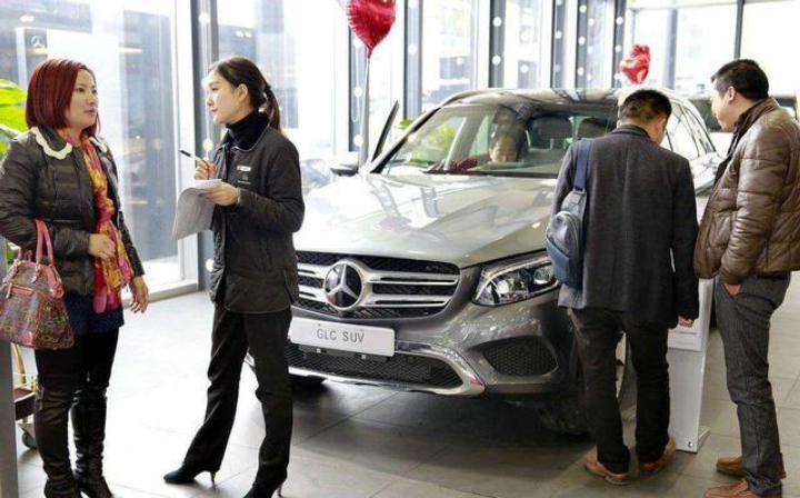 一年中什么时候买车最划算视频,一年中买车什么时候砍价最好