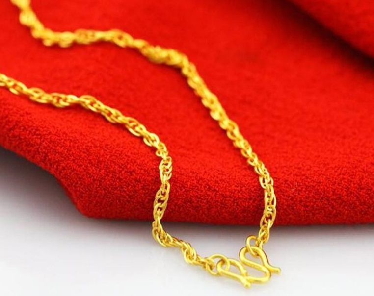 黄金项链断开怎么处理,黄金项链沾上膏药怎么处理