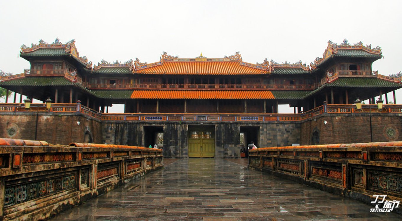 波澜不惊可以形容水面吗,描述海上邮轮的感觉