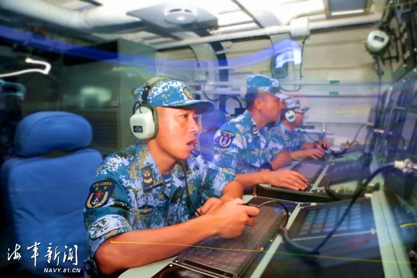 美舰过台海细节,官方谈美舰通过台海