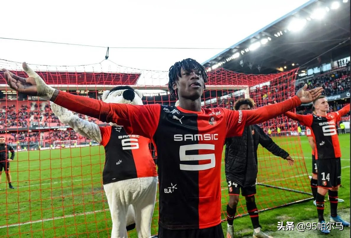 卡马文加法甲抢断王,足球十大神锋卡马文加