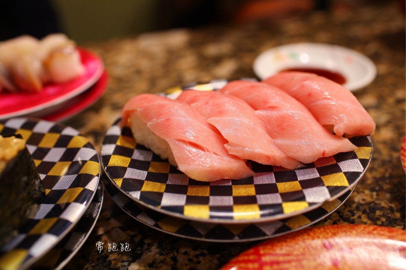 港口风情街美食,北海道美景旅游美食攻略