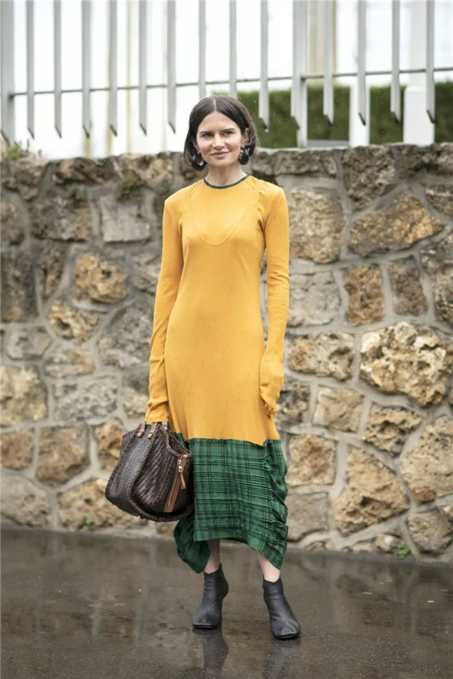 女生萝卜腿怎么穿裙子,萝卜腿女生穿搭技巧