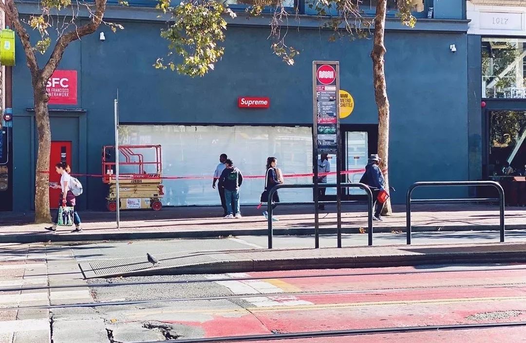 限定疯抢、潮人云集，Supreme新店为什么就选了旧金山