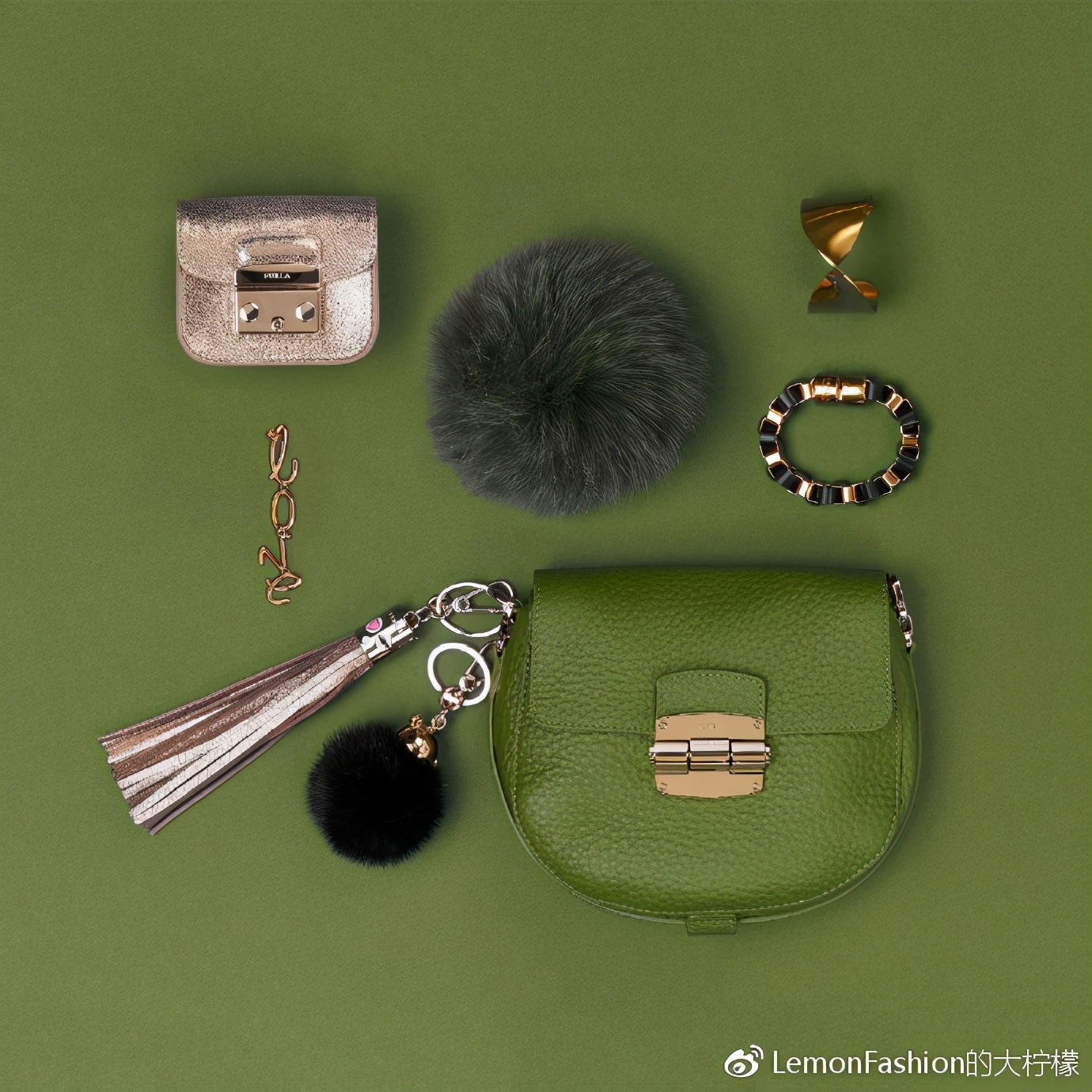 furla包包属于奢侈品吗,furla最新款包