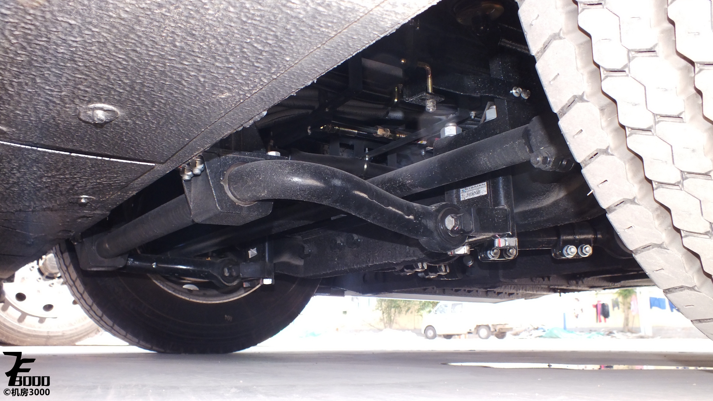 机房的渣评0西宁公交比亚迪BYD6100LEGV3