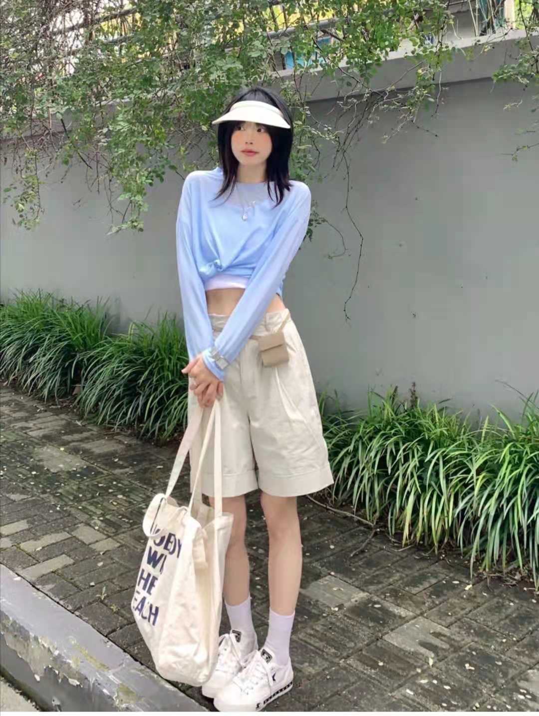 50岁女人夏天该怎么穿衣搭配,女人夏天怎么穿衣搭配好看