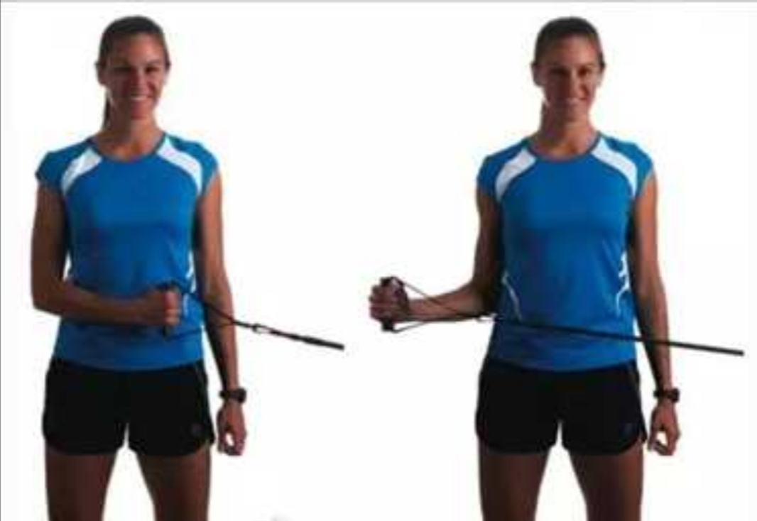 肩峰下撞击会引起什么症状,肩峰撞击导致手臂抬起来疼