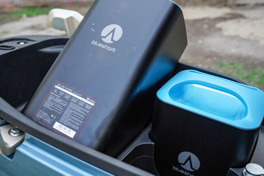 蓝鲨r1电摩官网,蓝鲨智能电摩r1