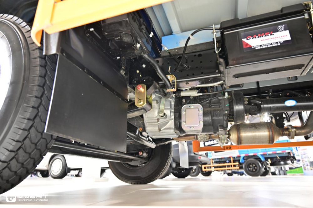 五十铃江铃凯运宽体,江铃凯运和五十铃轻卡区别