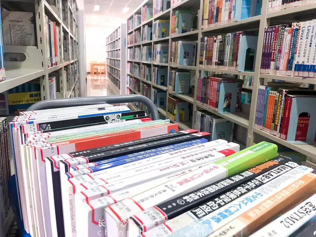 长沙理工大学云塘校区平常心,长沙理工大学云塘校区大会堂