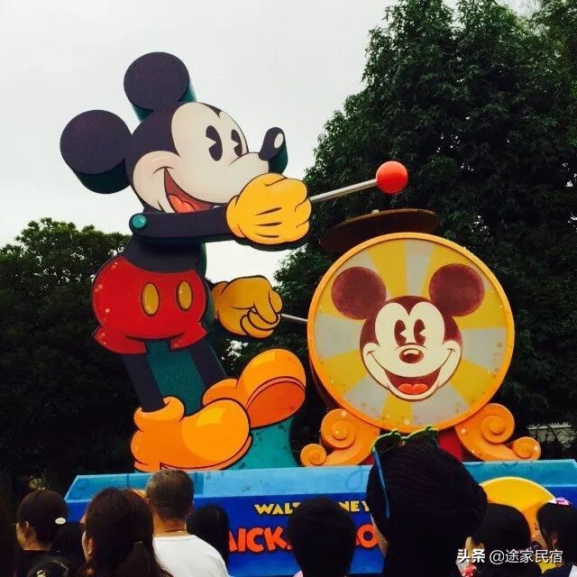 东京旅游必去迪士尼,东京旅游推荐去哪个岛