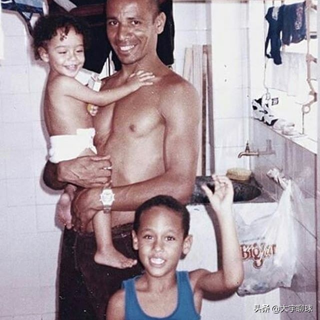 风采依旧帅气不减当年,内马尔曾经意气风发的少年