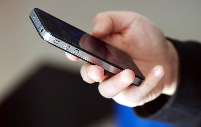 手机飞行模式的真正用处,千万别小看手机中的飞行模式功能