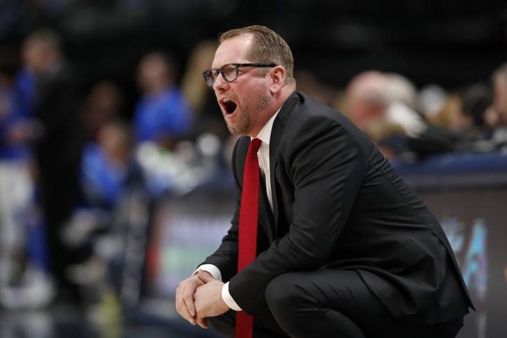 猛龙队底线球战术,纳斯最新战术