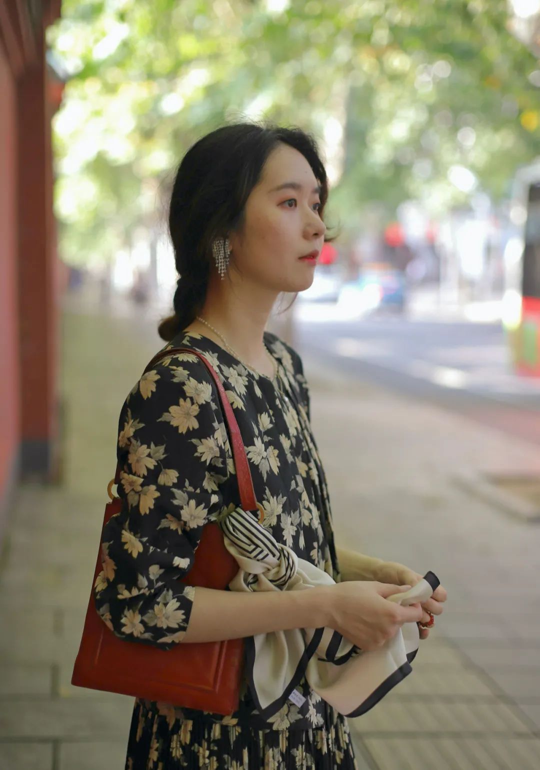 穿搭博主怎么创建品牌,穿搭博主怎么自己做自己的品牌