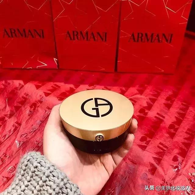 阿玛尼和完美日记的口红区别,阿玛尼新款唇釉真假对比