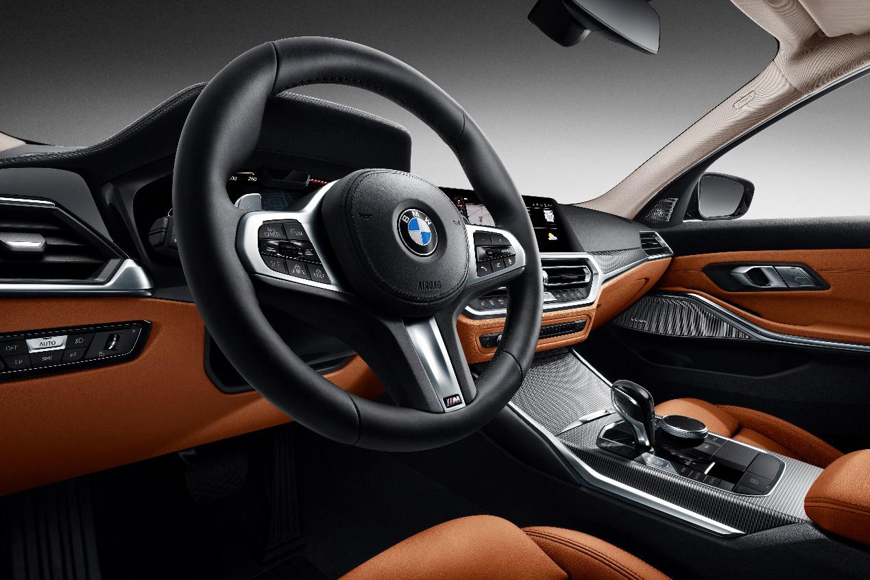 宝马3系老款和新款对比讲解,新宝马3系深度评测内饰