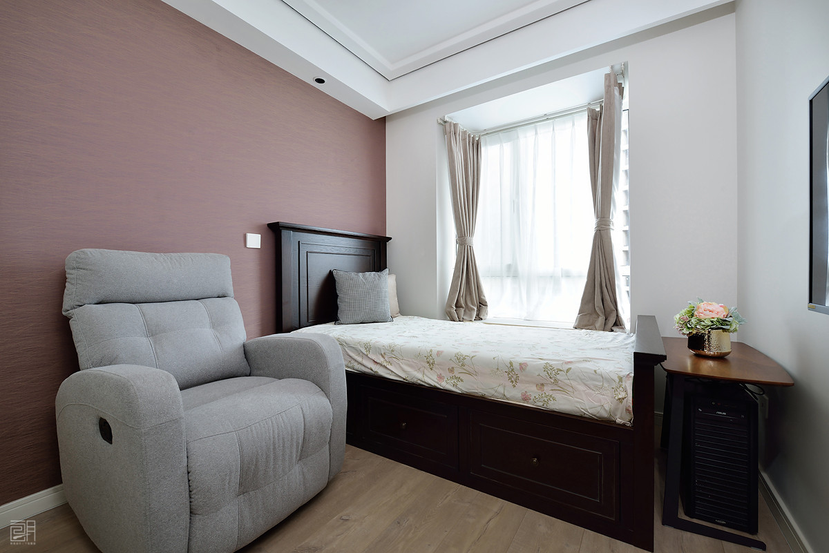 135平方米美式3房2厅精装修效果图,110平的美式风格三居清新优雅